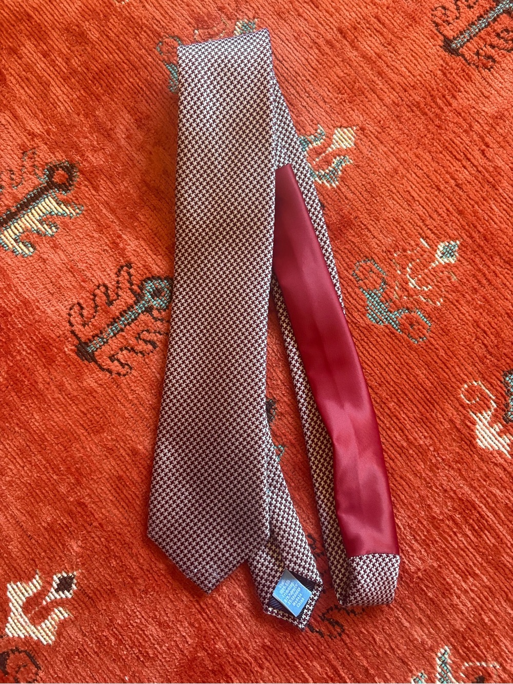 Men's Burgundy and Silver Micro-Pattern Silk Tie